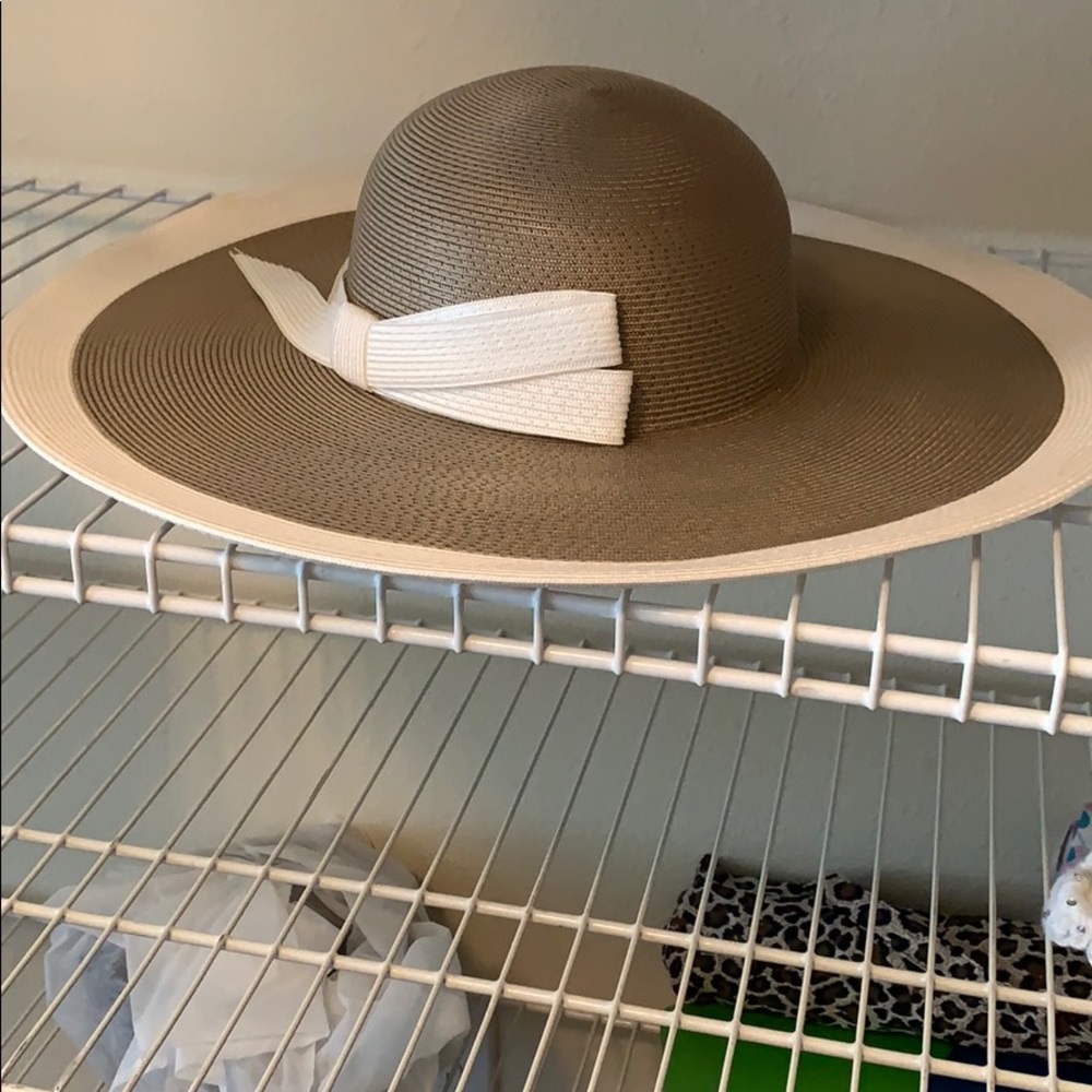 Tan and Beige 100% Olefin hat